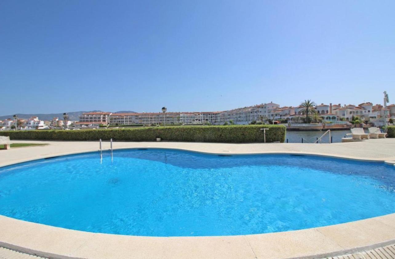 Apartamento Gran Lago Con Vistas Al Canal Empuriabrava Extérieur photo