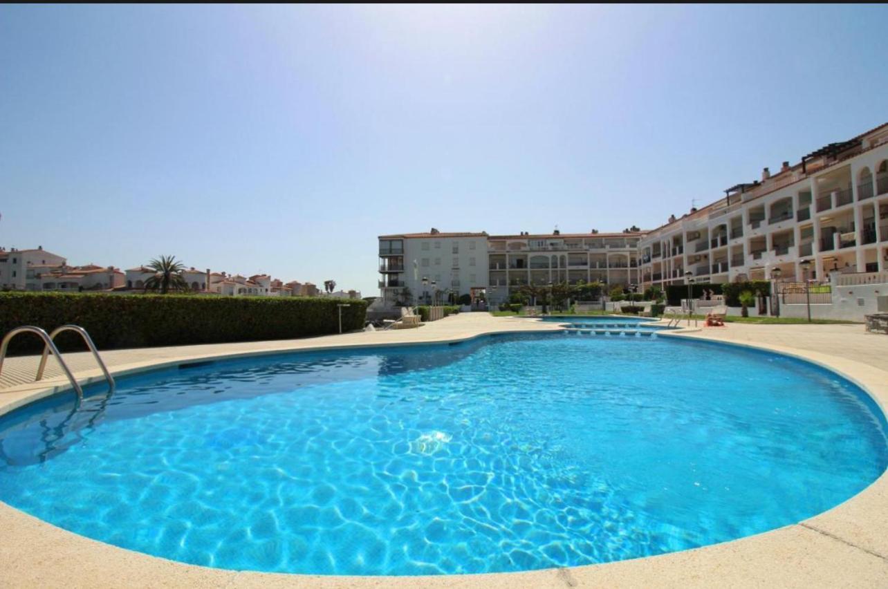 Apartamento Gran Lago Con Vistas Al Canal Empuriabrava Extérieur photo